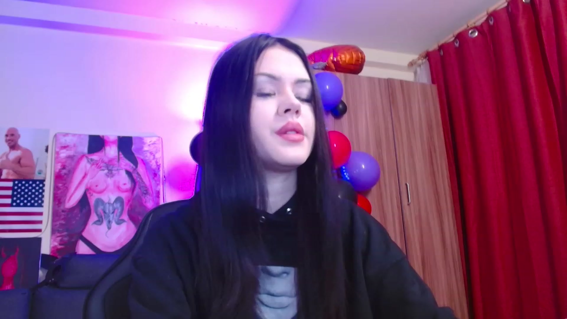 Gallery image thumbnail from Dora_autumn_'s myfreecams stream on, 11/13/2023, 19:12 image 3 of 20