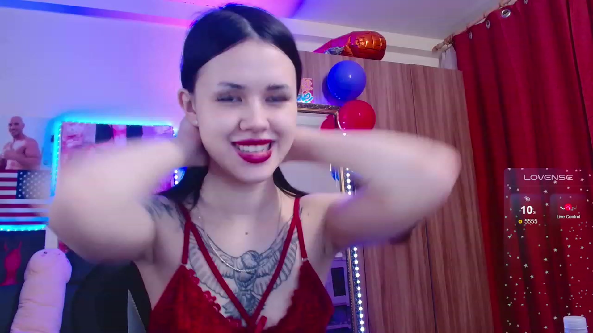 Gallery image thumbnail from Dora_autumn_'s myfreecams stream on, 11/18/2023, 10:46 image 4 of 20