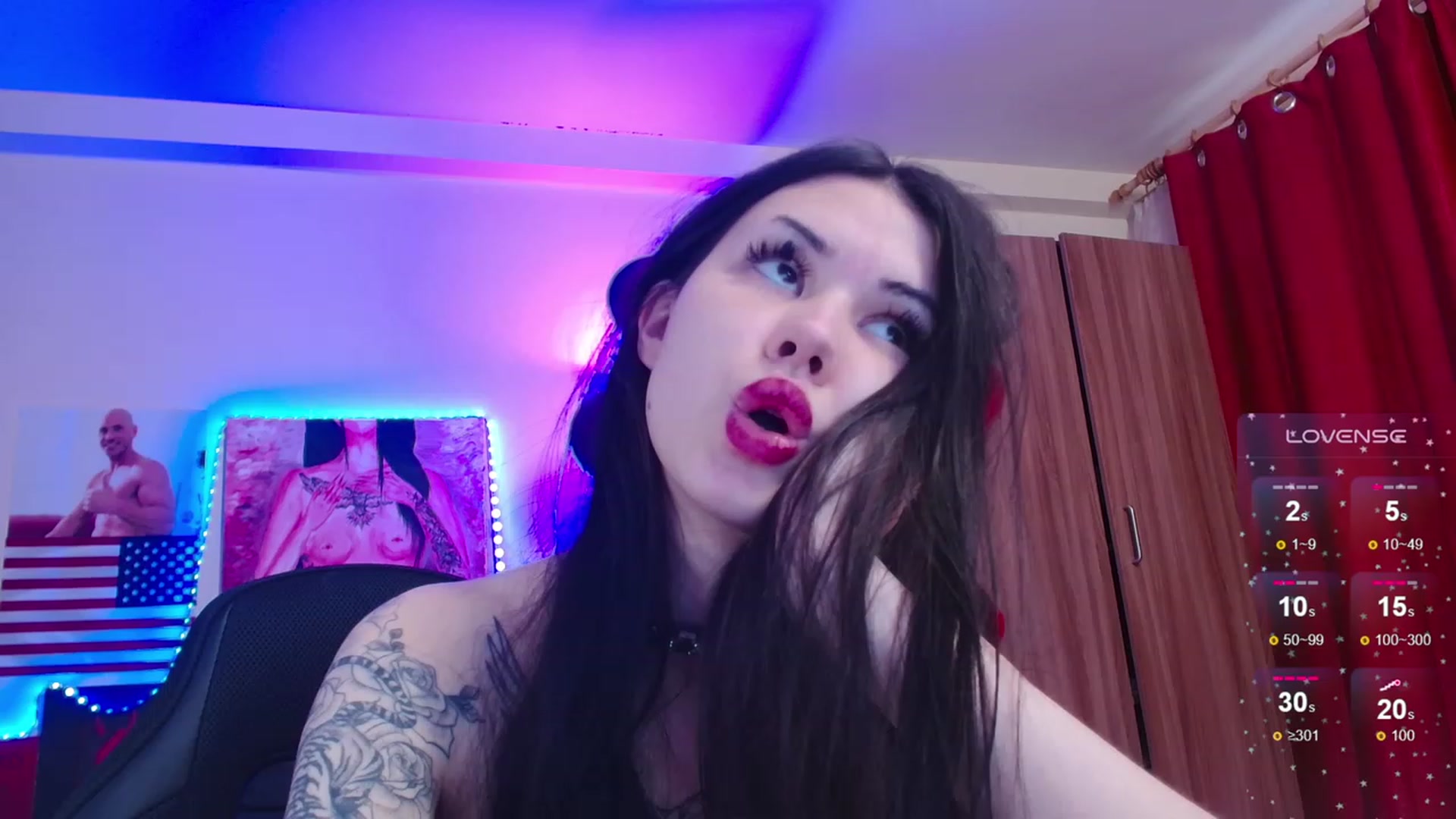 Gallery image thumbnail from Dora_autumn_'s myfreecams stream on, 11/22/2023, 10:29 image 18 of 20