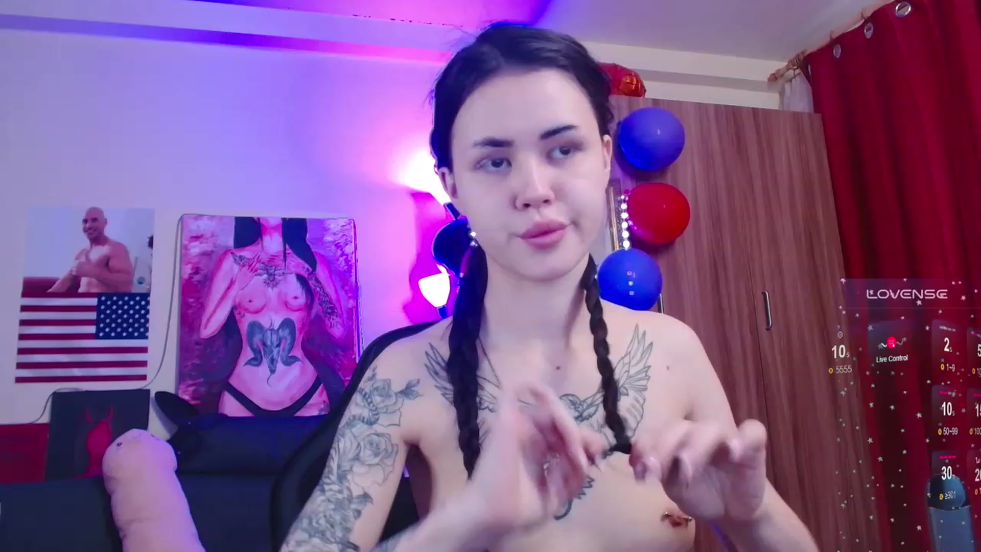 Gallery image thumbnail from Dora_autumn_'s myfreecams stream on, 12/06/2023, 09:04 image 12 of 20