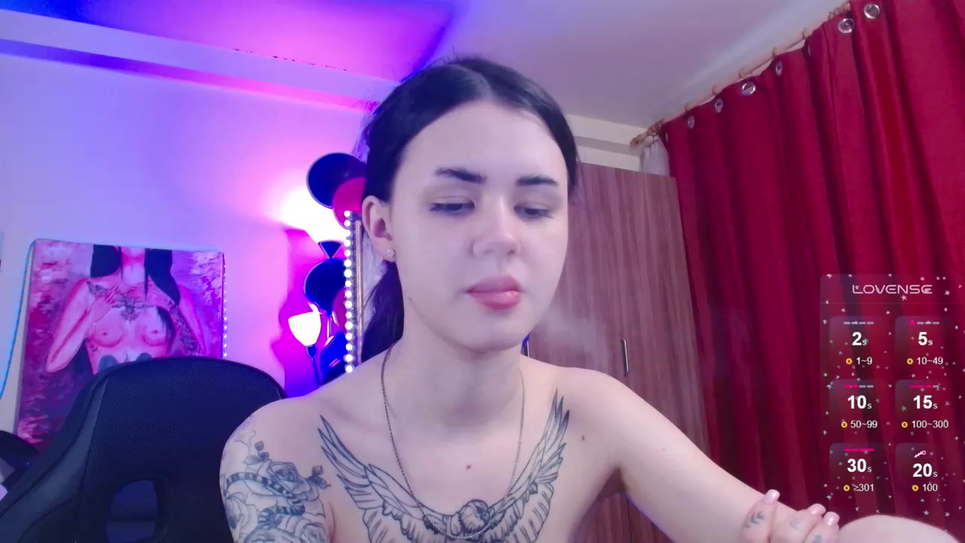 Gallery image thumbnail from Dora_autumn_'s myfreecams stream on, 12/06/2023, 10:42 image 6 of 20