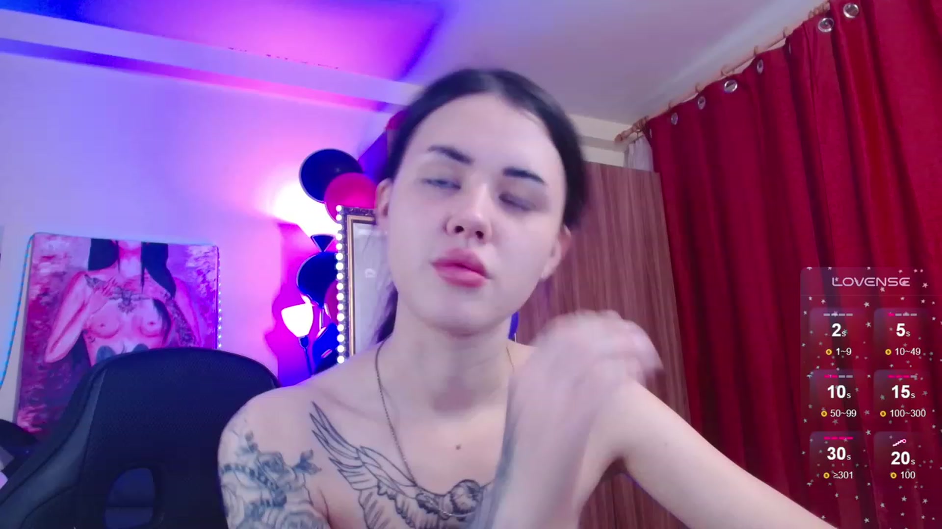 Gallery image thumbnail from Dora_autumn_'s myfreecams stream on, 12/06/2023, 10:42 image 5 of 20
