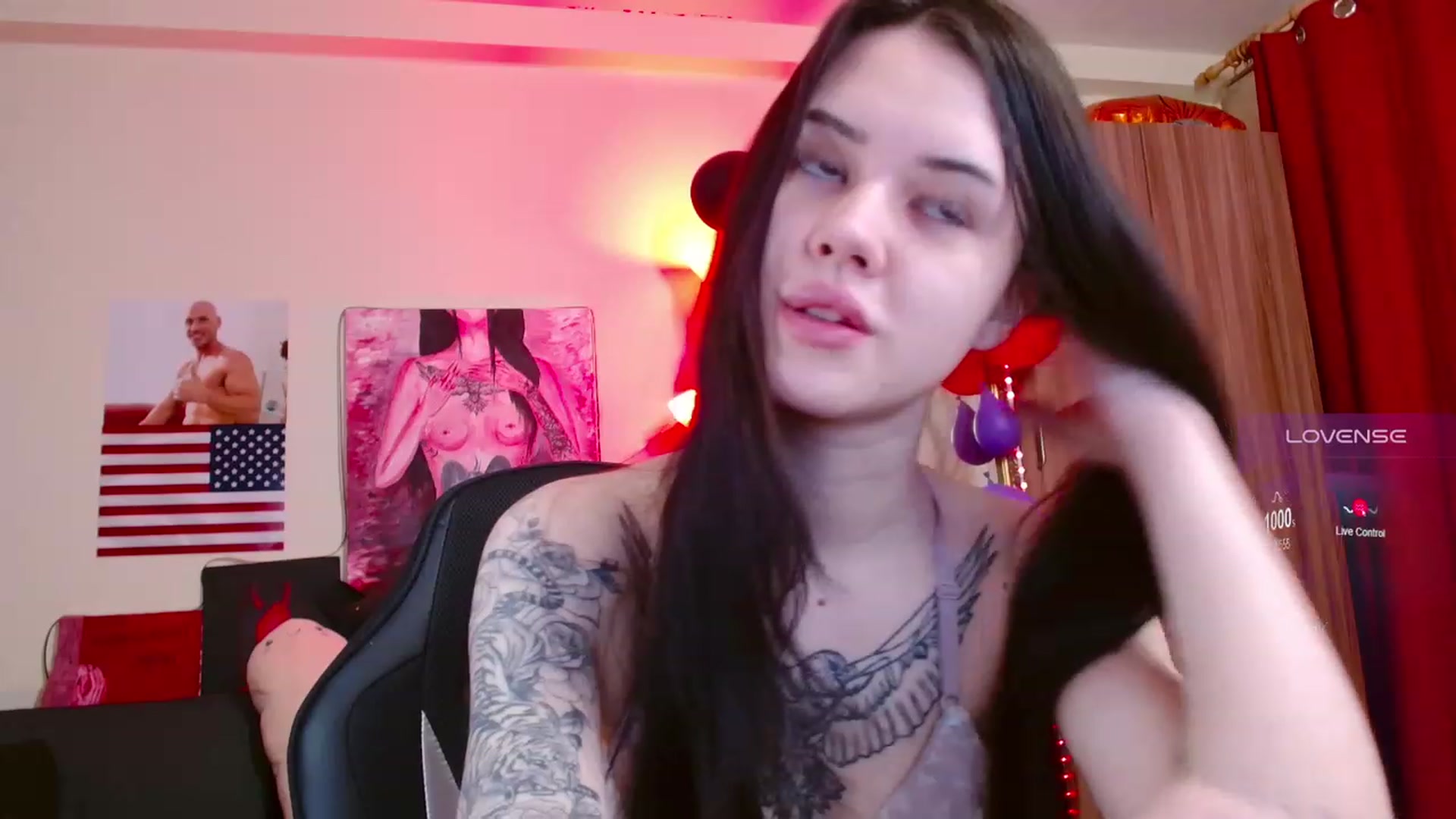 Gallery image thumbnail from Dora_autumn_'s myfreecams stream on, 01/31/2024, 10:21 image 14 of 20