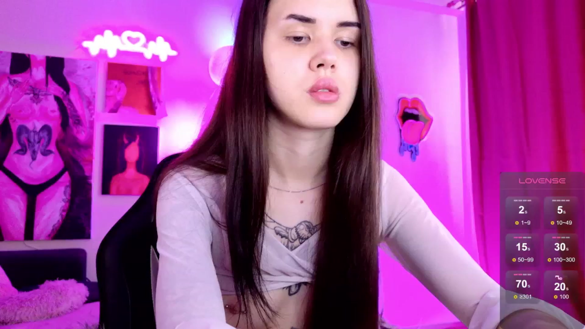 Gallery image thumbnail from Dora_autumn_'s myfreecams stream on, 07/26/2024, 08:45 image 16 of 20