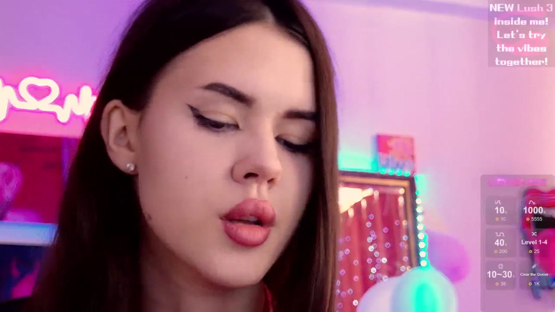Gallery image thumbnail from Dora_autumn_'s myfreecams stream on, 08/26/2024, 07:09 image 2 of 20