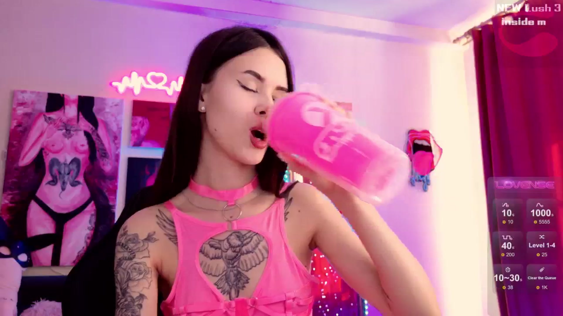 Gallery image thumbnail from Dora_autumn_'s myfreecams stream on, 08/26/2024, 07:09 image 6 of 20