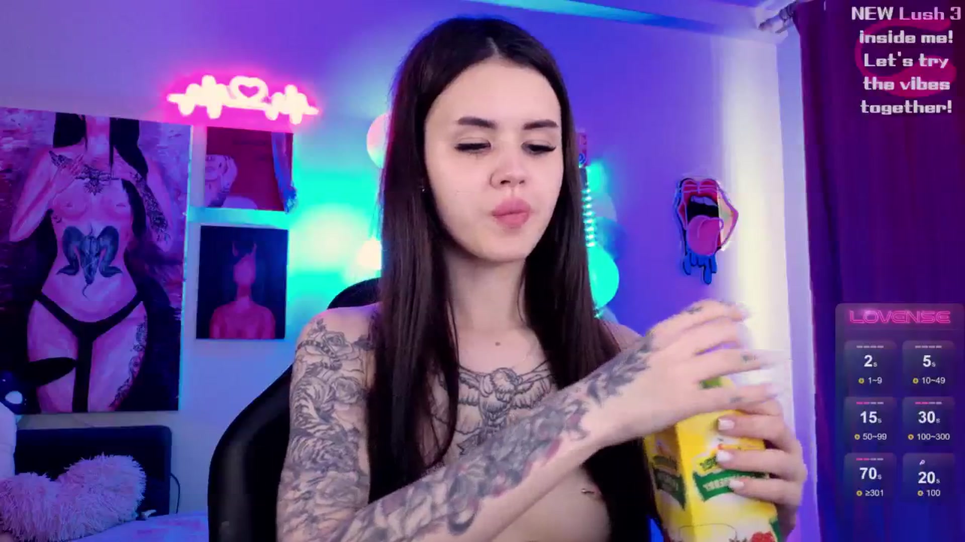 Gallery image thumbnail from Dora_autumn_'s myfreecams stream on, 08/28/2024, 10:19 image 12 of 20