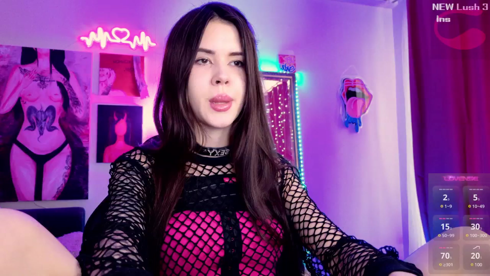 Gallery image thumbnail from Dora_autumn_'s myfreecams stream on, 09/25/2024, 10:19 image 10 of 20