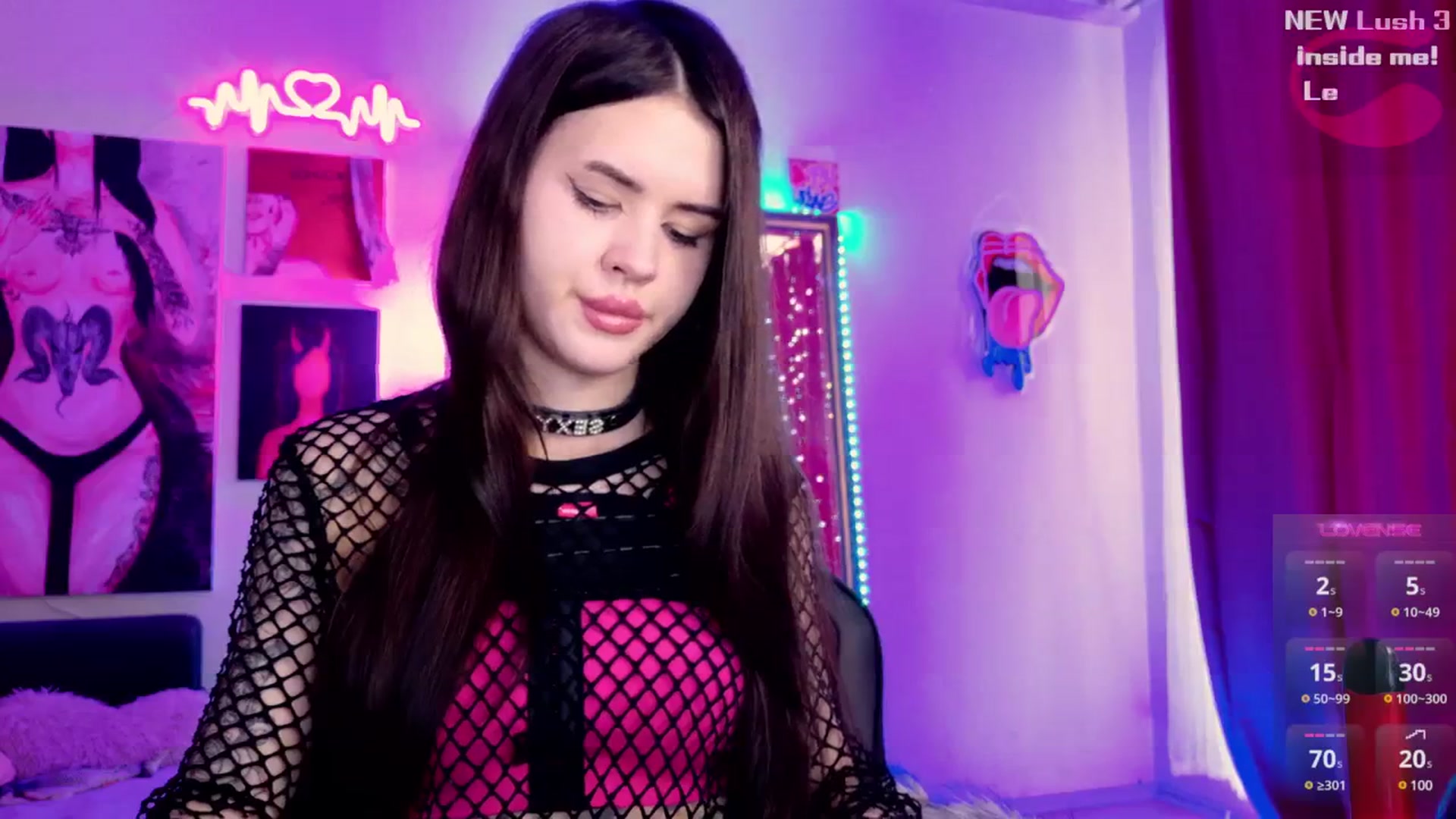 Gallery image thumbnail from Dora_autumn_'s myfreecams stream on, 09/25/2024, 10:19 image 13 of 20
