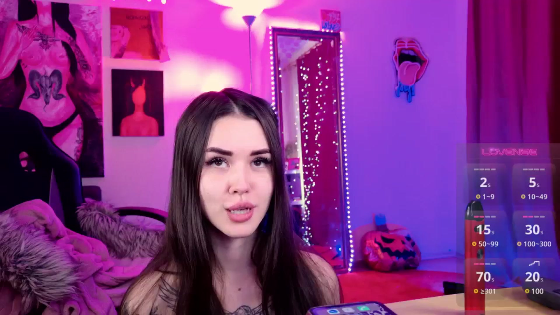 Gallery image thumbnail from Dora_autumn_'s myfreecams stream on, 10/22/2024, 10:05 image 17 of 20