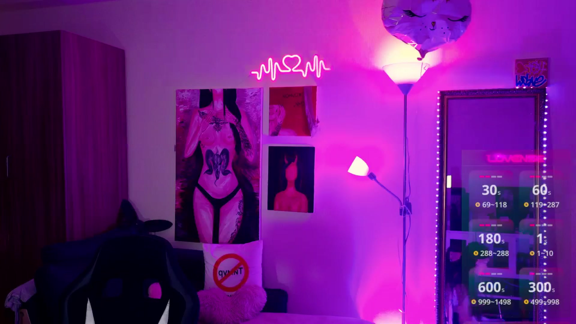 Gallery image thumbnail from Dora_autumn_'s myfreecams stream on, 12/15/2024, 10:38 image 9 of 20