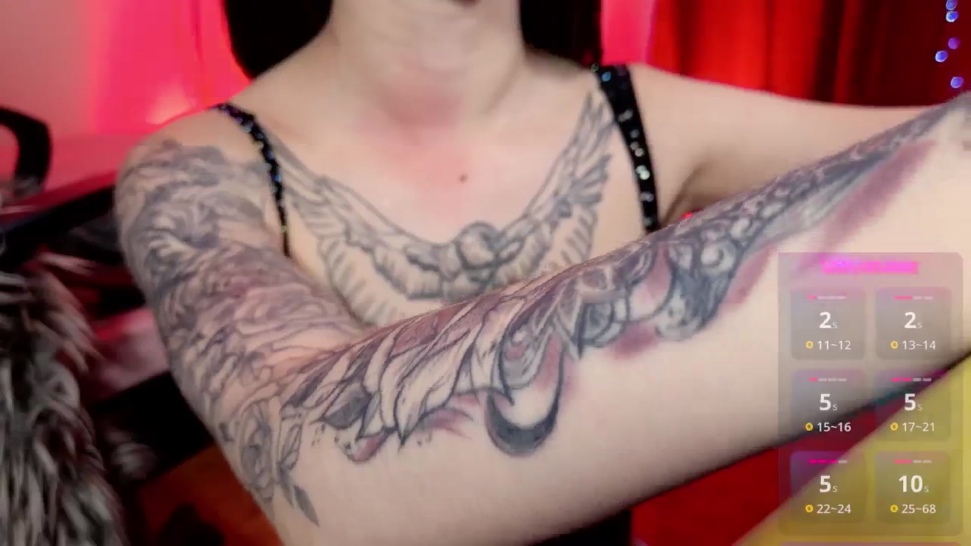 Gallery image thumbnail from Dora_autumn_'s myfreecams stream on, 12/28/2024, 11:27 image 8 of 20