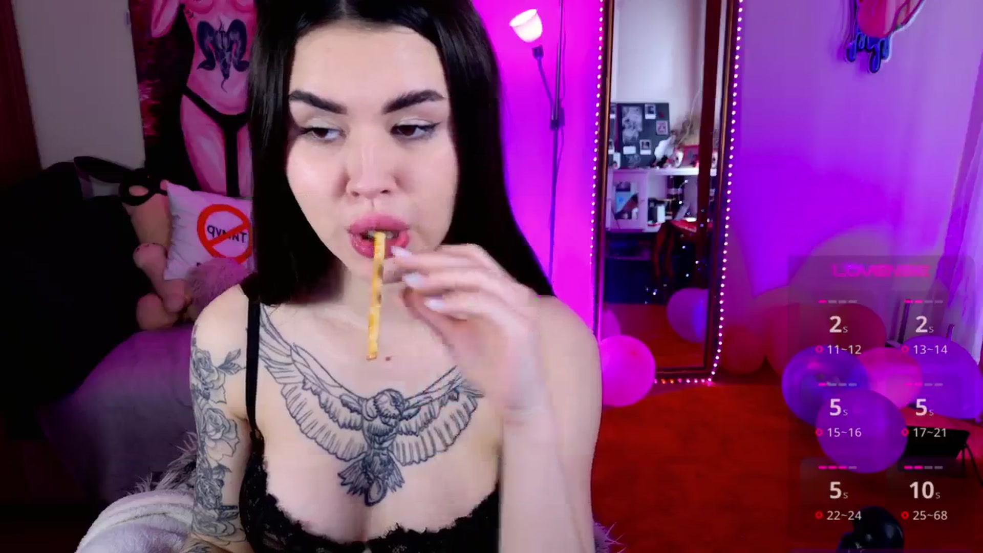 Gallery image thumbnail from Dora_autumn_'s myfreecams stream on, 02/18/2025, 09:01 image 19 of 20