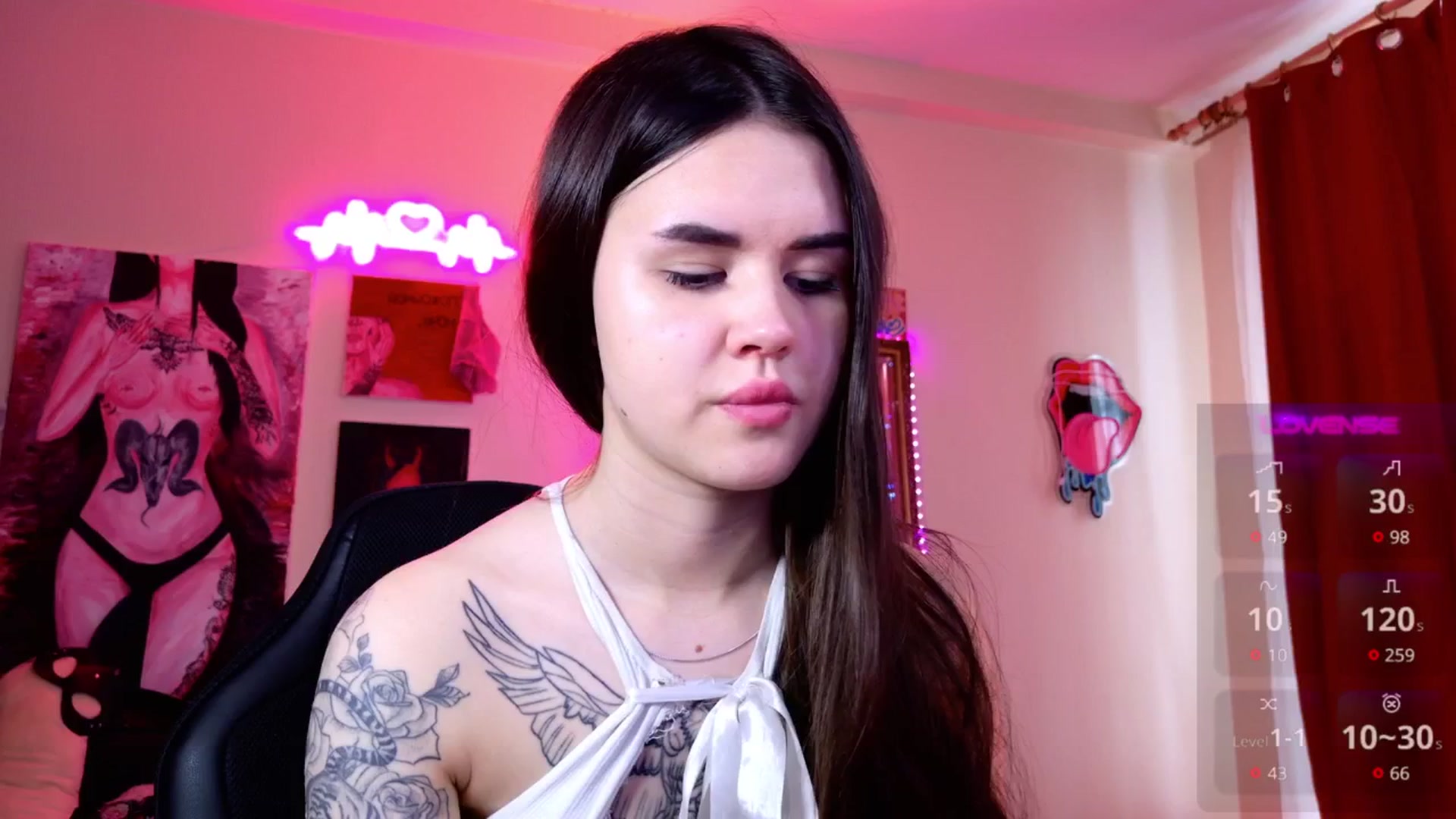 Gallery image thumbnail from Dora_autumn_'s myfreecams stream on, 04/26/2025, 10:29 image 11 of 20