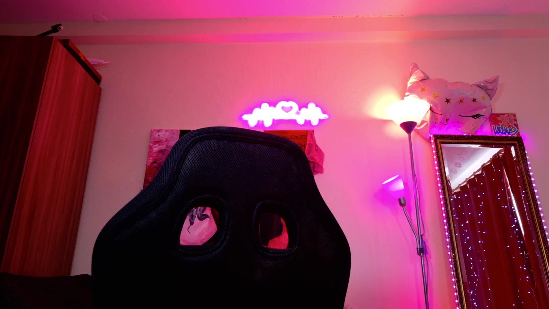 Gallery image thumbnail from Dora_autumn_'s myfreecams stream on, 04/26/2025, 10:29 image 7 of 20