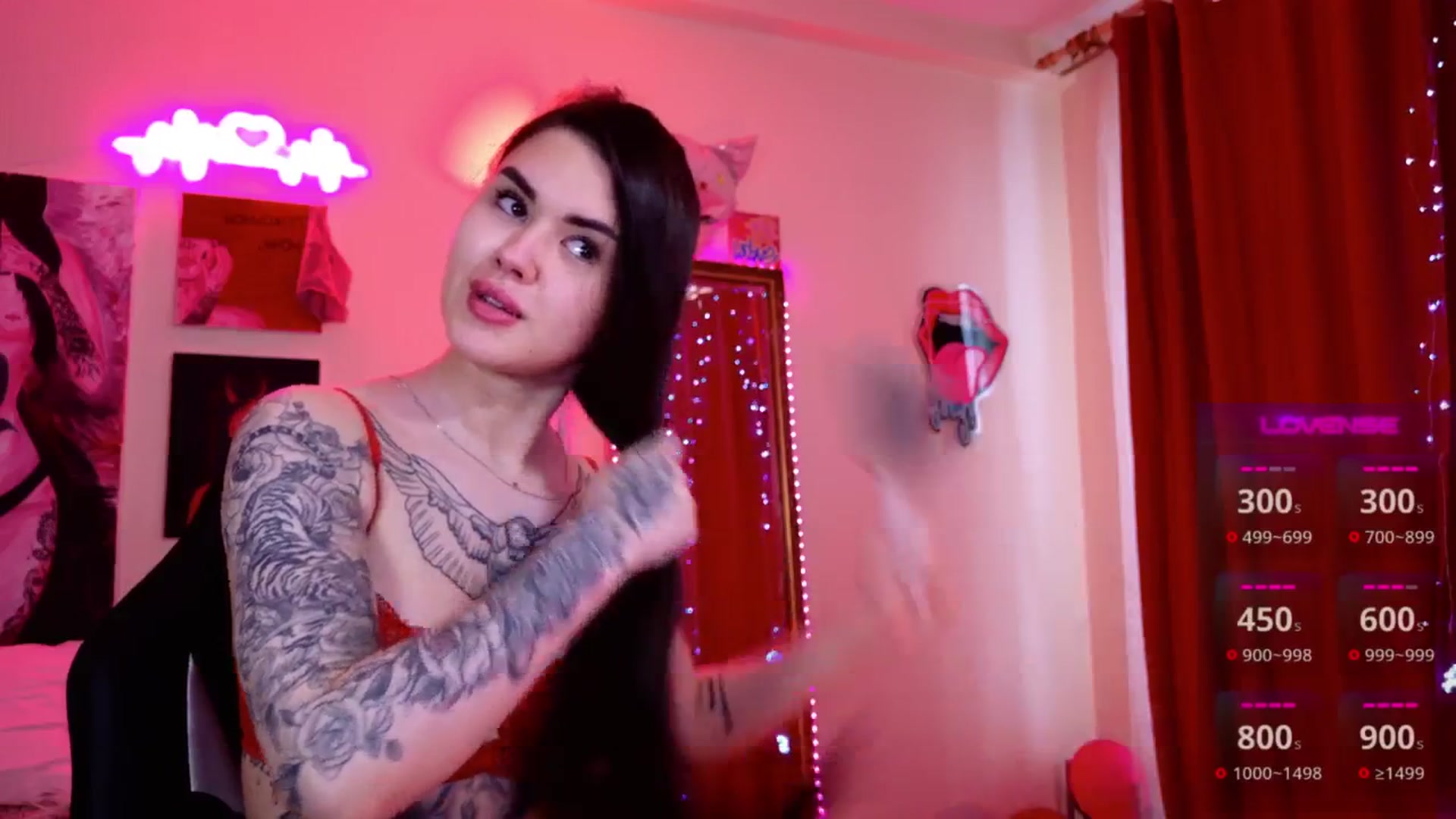 Gallery image thumbnail from Dora_autumn_'s myfreecams stream on, 04/27/2025, 10:16 image 6 of 20