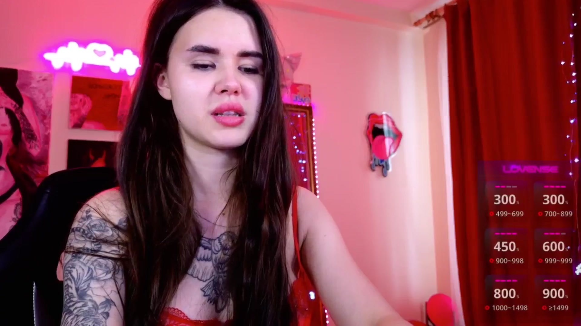 Gallery image thumbnail from Dora_autumn_'s myfreecams stream on, 04/27/2025, 10:16 image 11 of 20