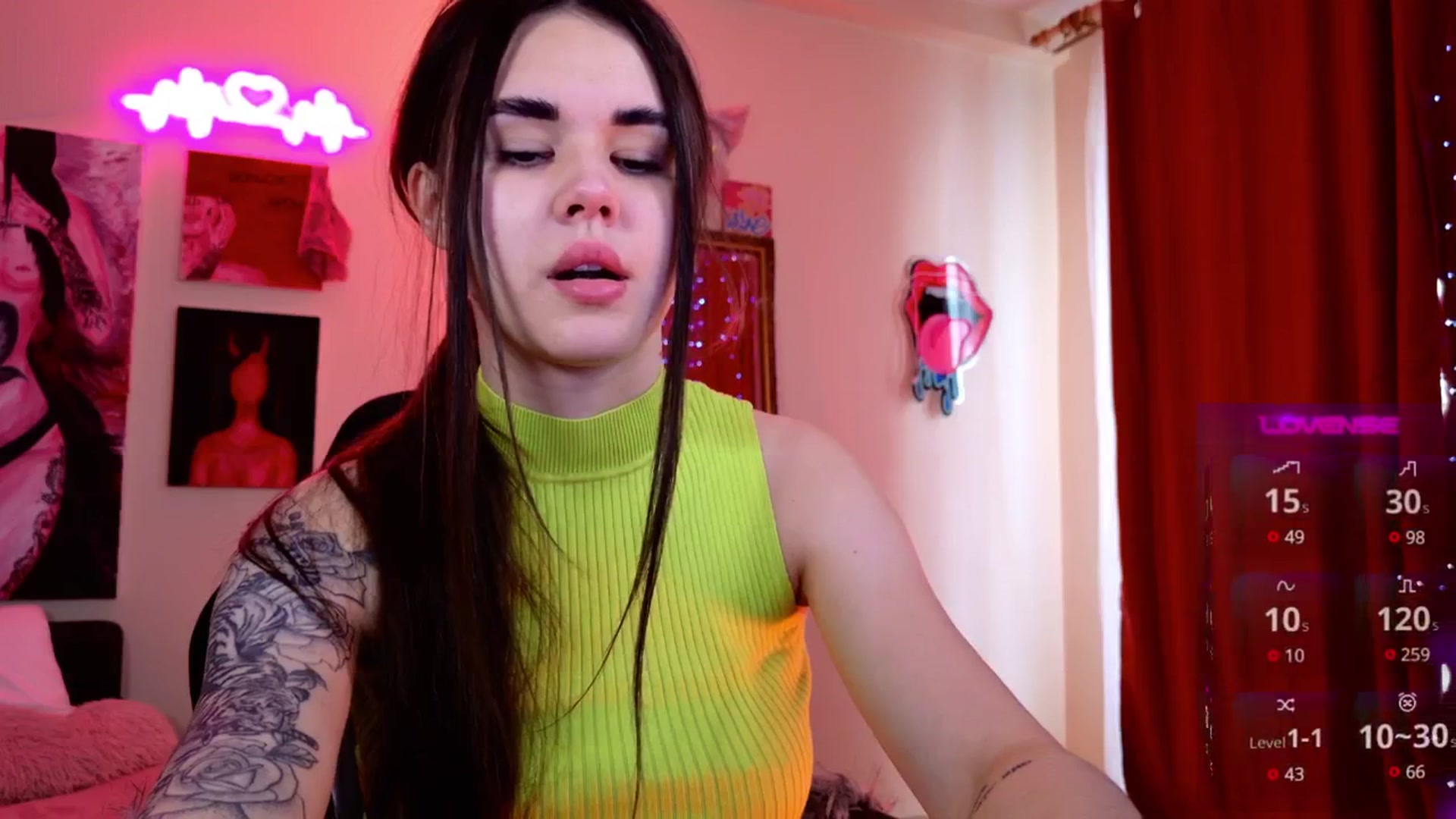 Gallery image thumbnail from Dora_autumn_'s myfreecams stream on, 04/29/2025, 10:20 image 2 of 20