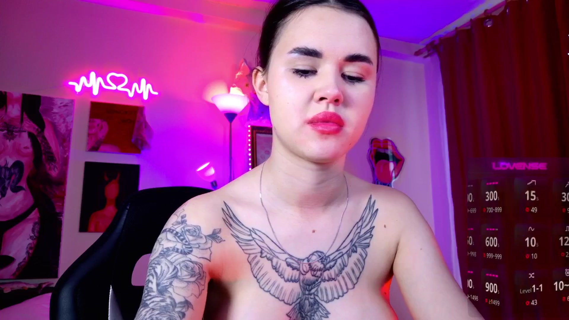 Gallery image thumbnail from Dora_autumn_'s myfreecams stream on, 05/03/2025, 11:17 image 17 of 20