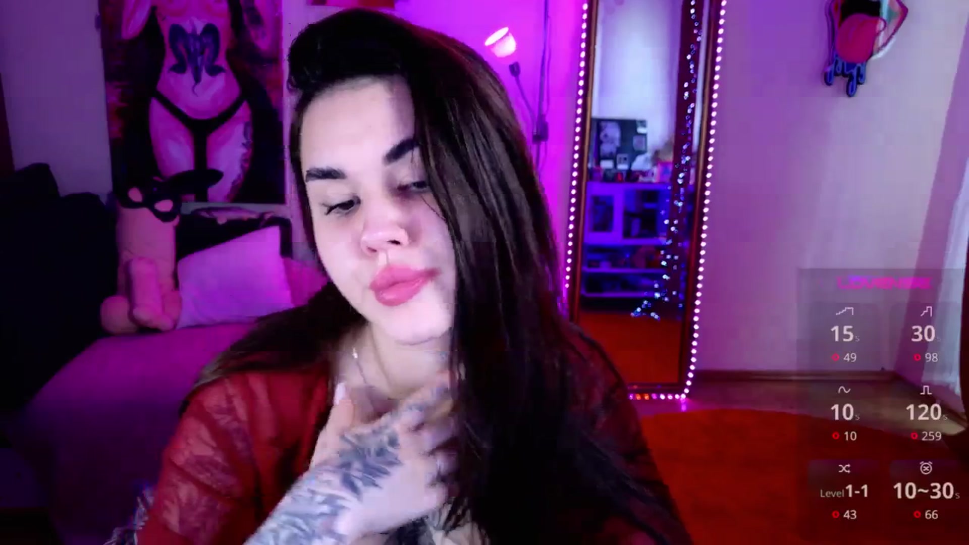 Gallery image thumbnail from Dora_autumn_'s myfreecams stream on, 05/05/2025, 10:25 image 13 of 20