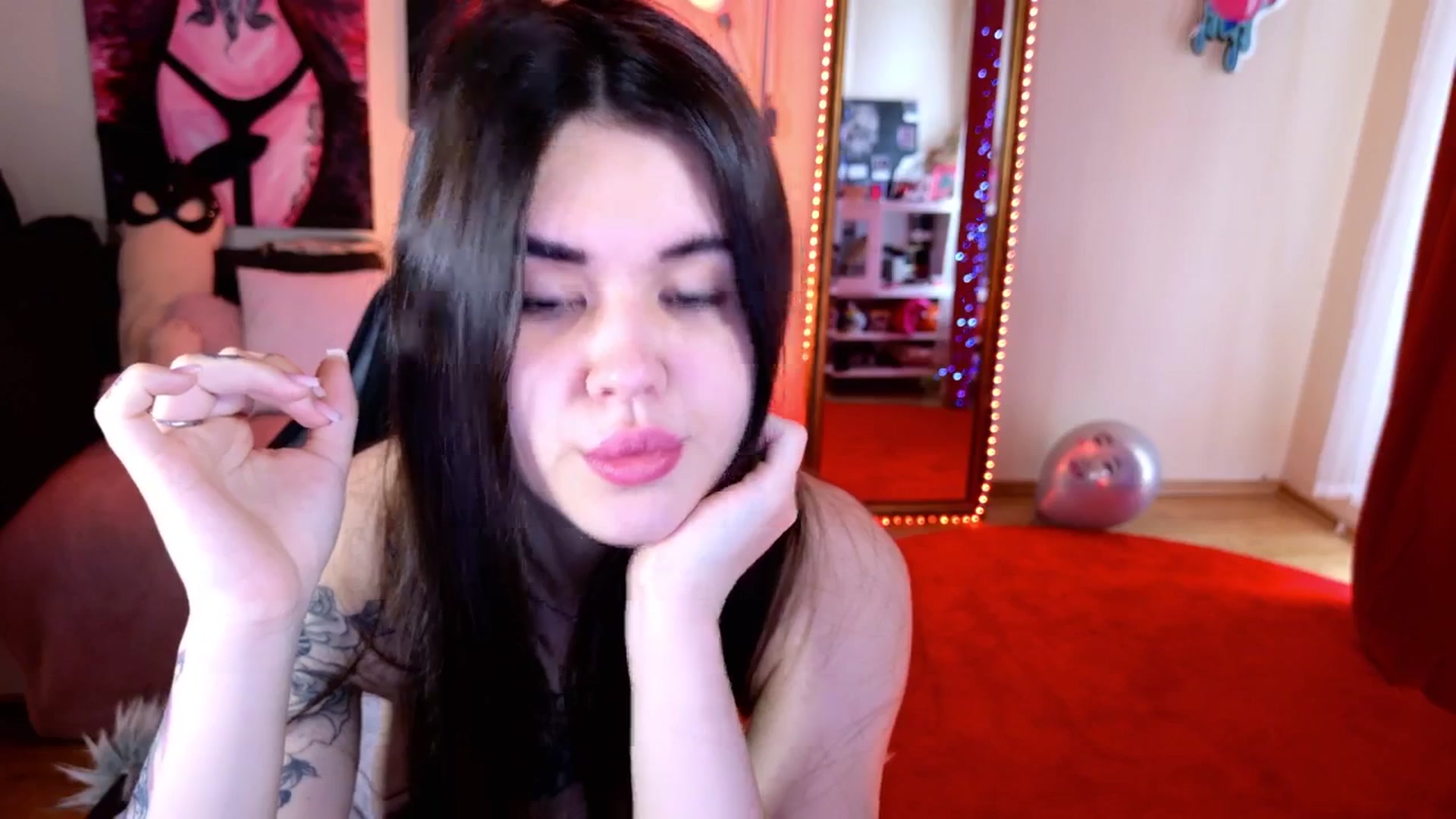 Gallery image thumbnail from Dora_autumn_'s myfreecams stream on, 05/19/2025, 08:21 image 10 of 20