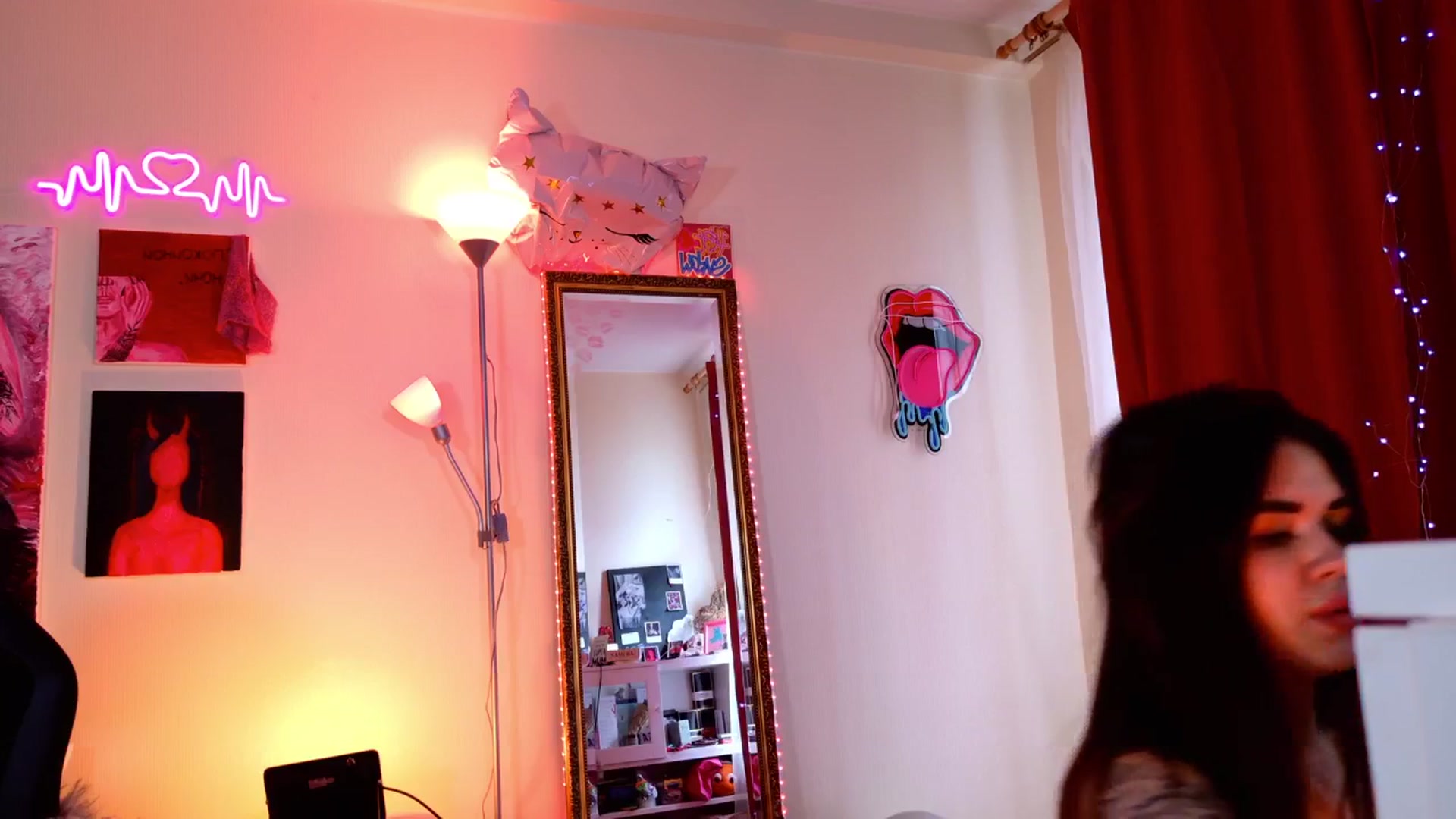 Gallery image thumbnail from Dora_autumn_'s myfreecams stream on, 05/19/2025, 08:21 image 12 of 20