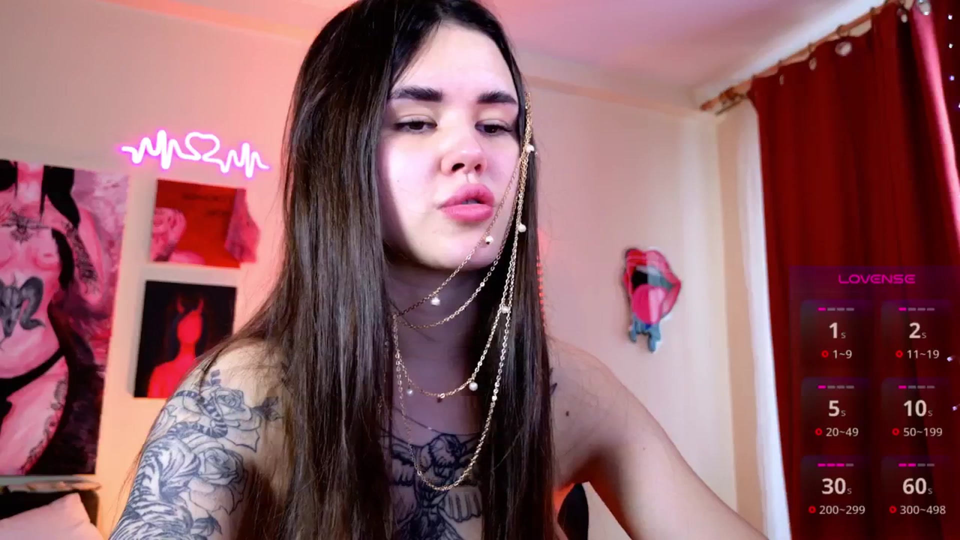 Gallery image thumbnail from Dora_autumn_'s myfreecams stream on, 05/19/2025, 10:36 image 16 of 20