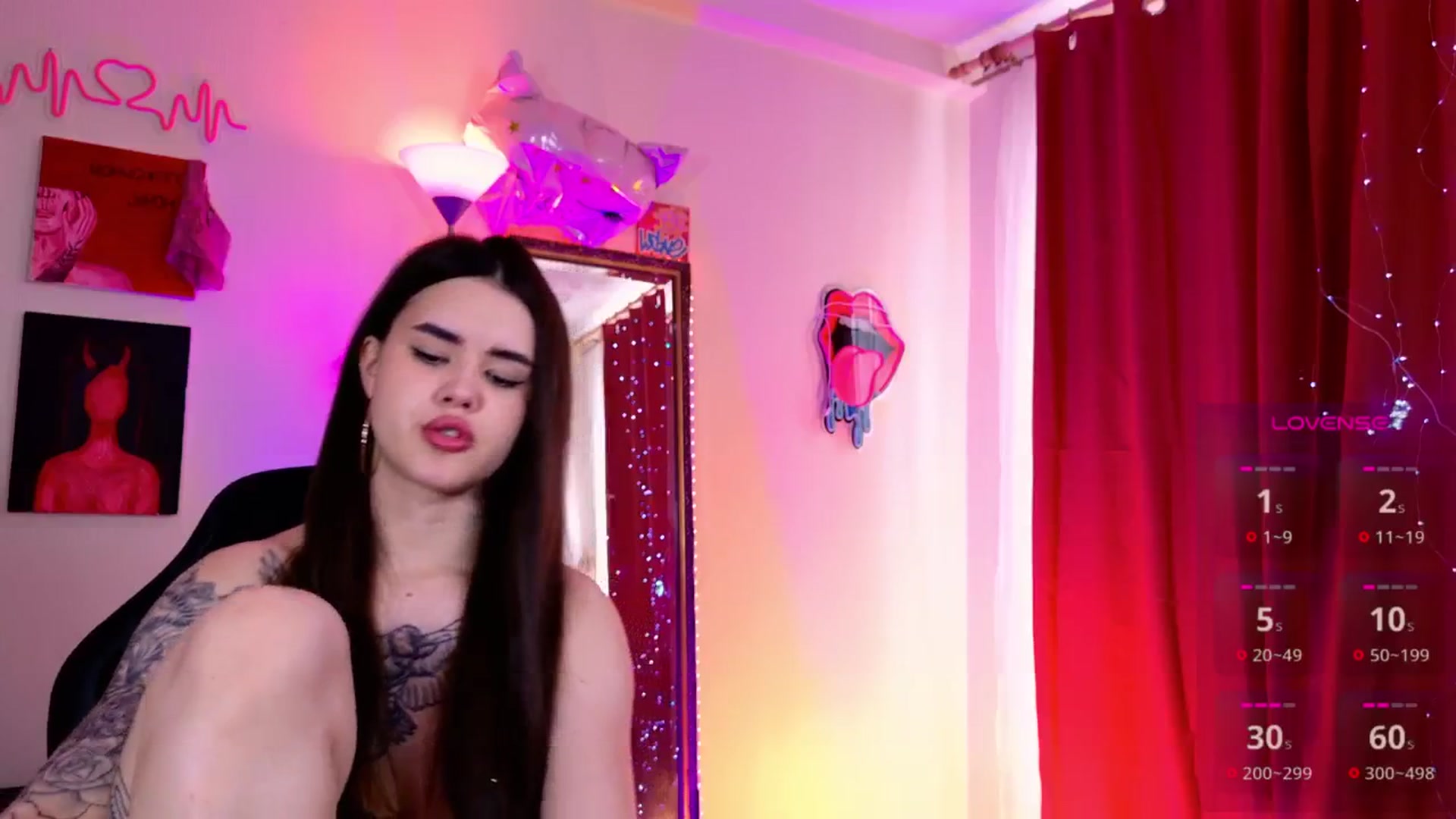 Gallery image thumbnail from Dora_autumn_'s myfreecams stream on, 06/03/2025, 07:48 image 9 of 20