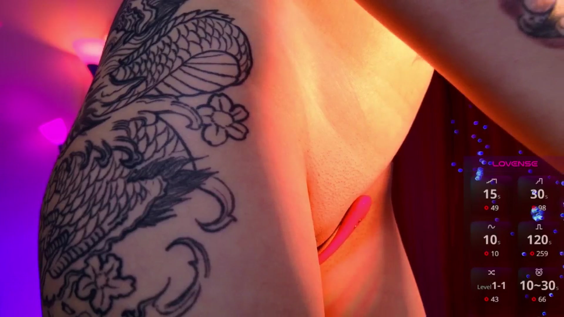 Gallery image thumbnail from Dora_autumn_'s myfreecams stream on, 06/05/2025, 10:10 image 16 of 20