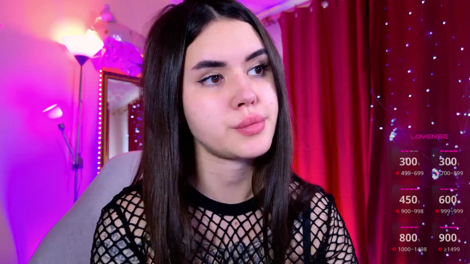 Gallery image thumbnail from Dora_autumn_'s myfreecams stream on, 06/06/2025, 09:33 image 17 of 20