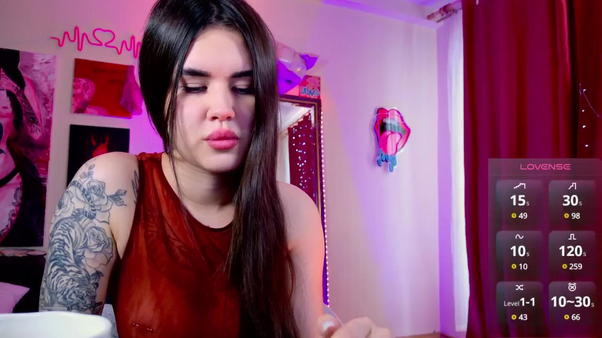 Gallery image thumbnail from Dora_autumn_'s myfreecams stream on, 06/15/2025, 09:42 image 3 of 20