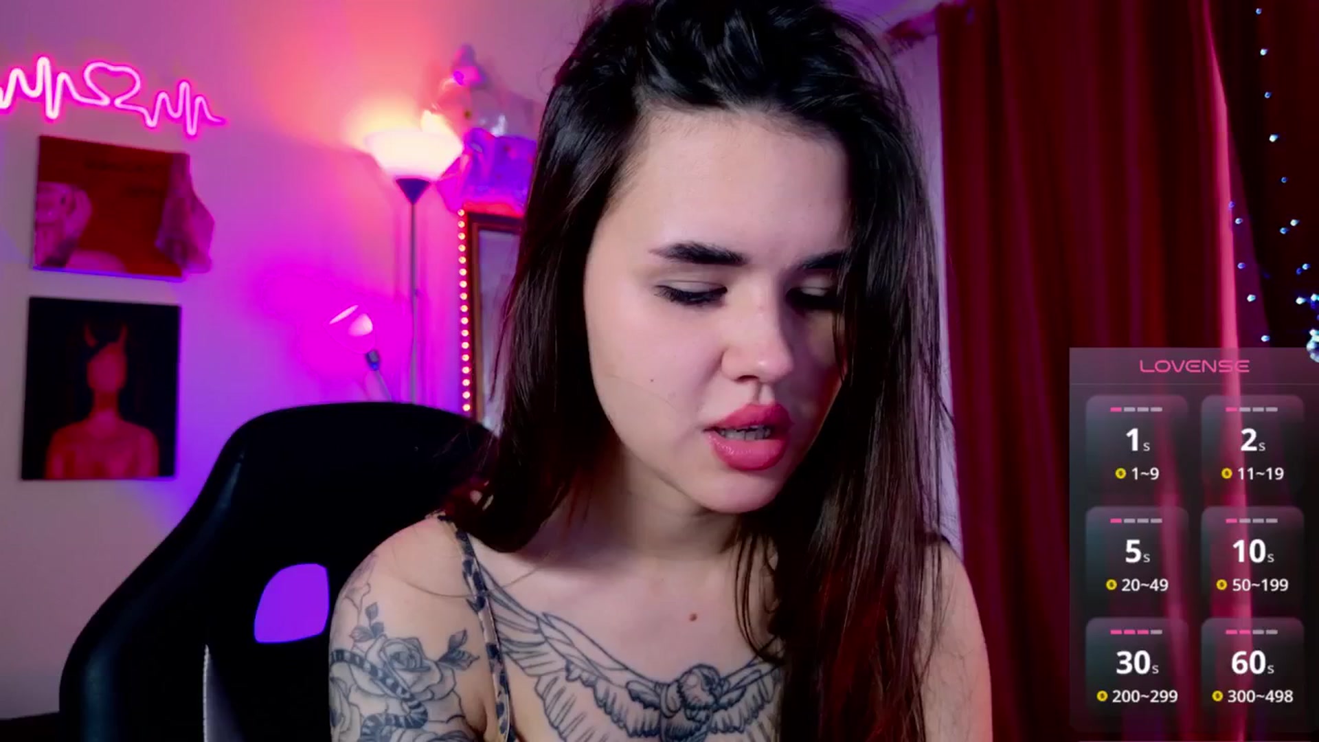 Gallery image thumbnail from Dora_autumn_'s myfreecams stream on, 06/17/2025, 08:12 image 16 of 20