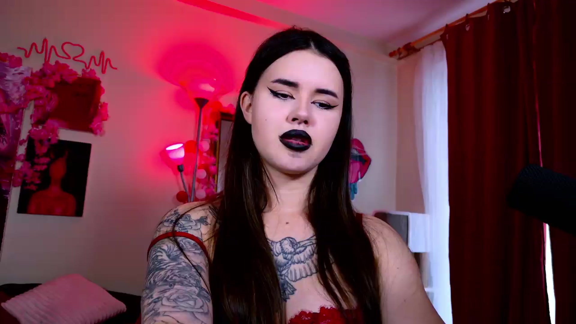 Gallery image thumbnail from Dora_autumn_'s myfreecams stream on, 09/12/2026, 12:06 image 4 of 20