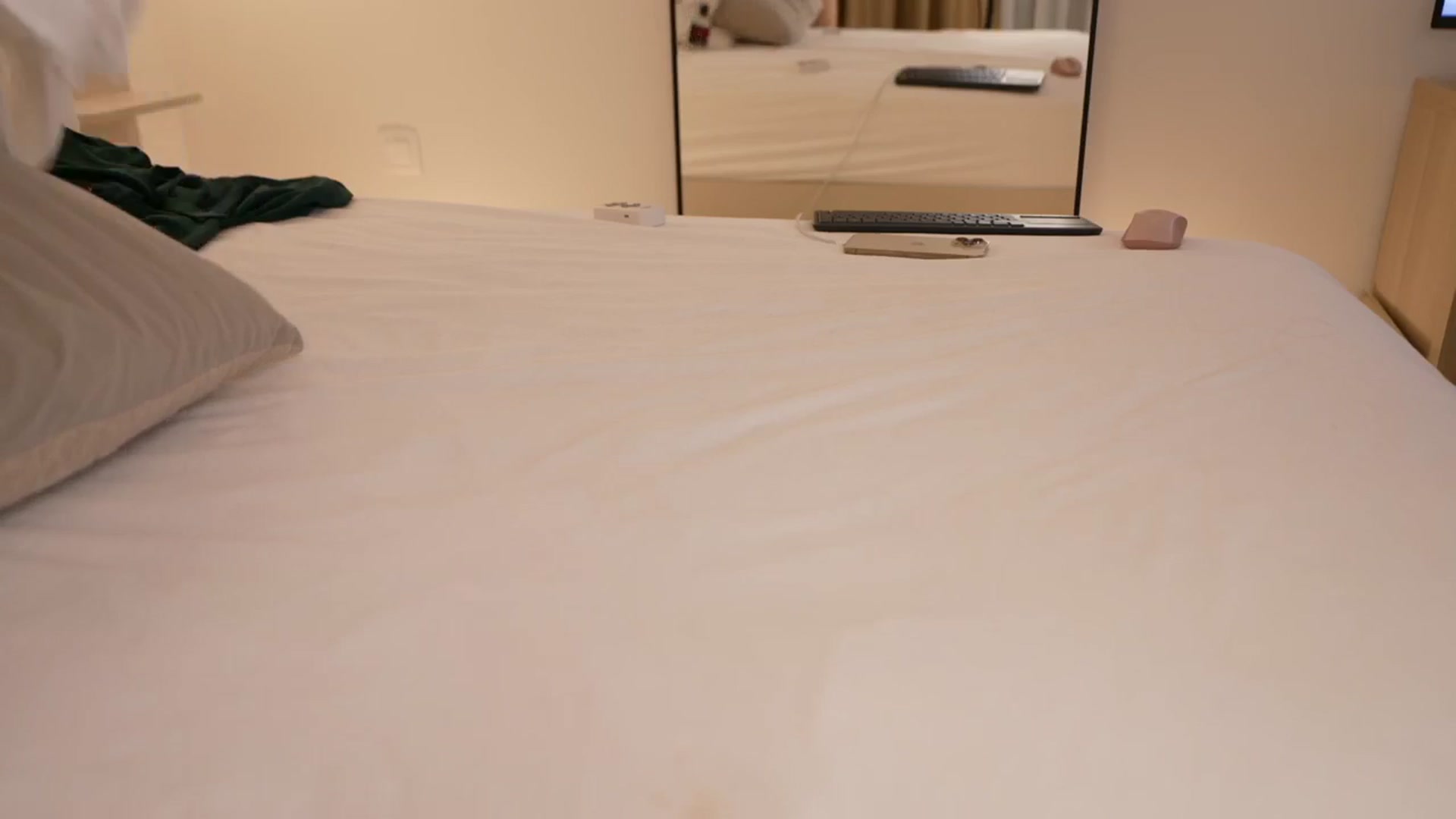 Gallery image thumbnail from DorisCream's myfreecams stream on, 07/27/2025, 10:43 image 13 of 20