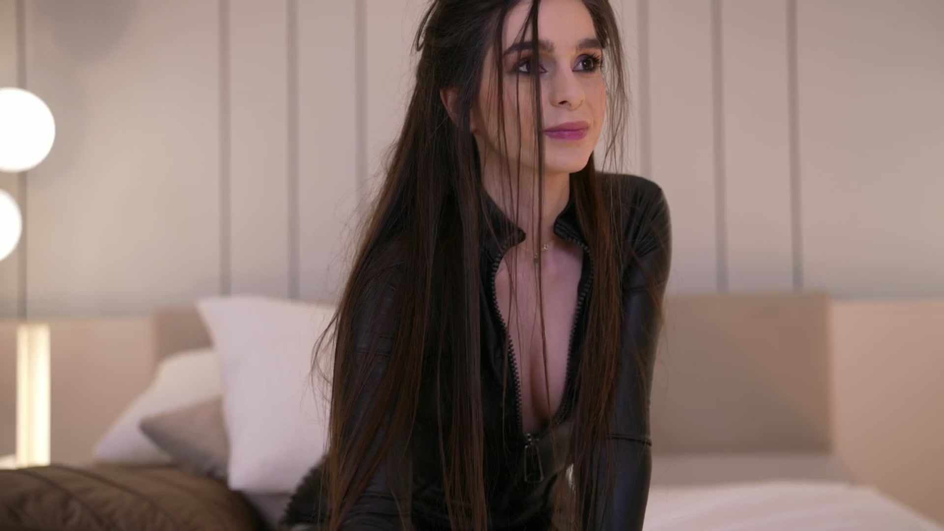 Gallery image thumbnail from DorisCream's myfreecams stream on, 01/01/2026, 14:37 image 12 of 20