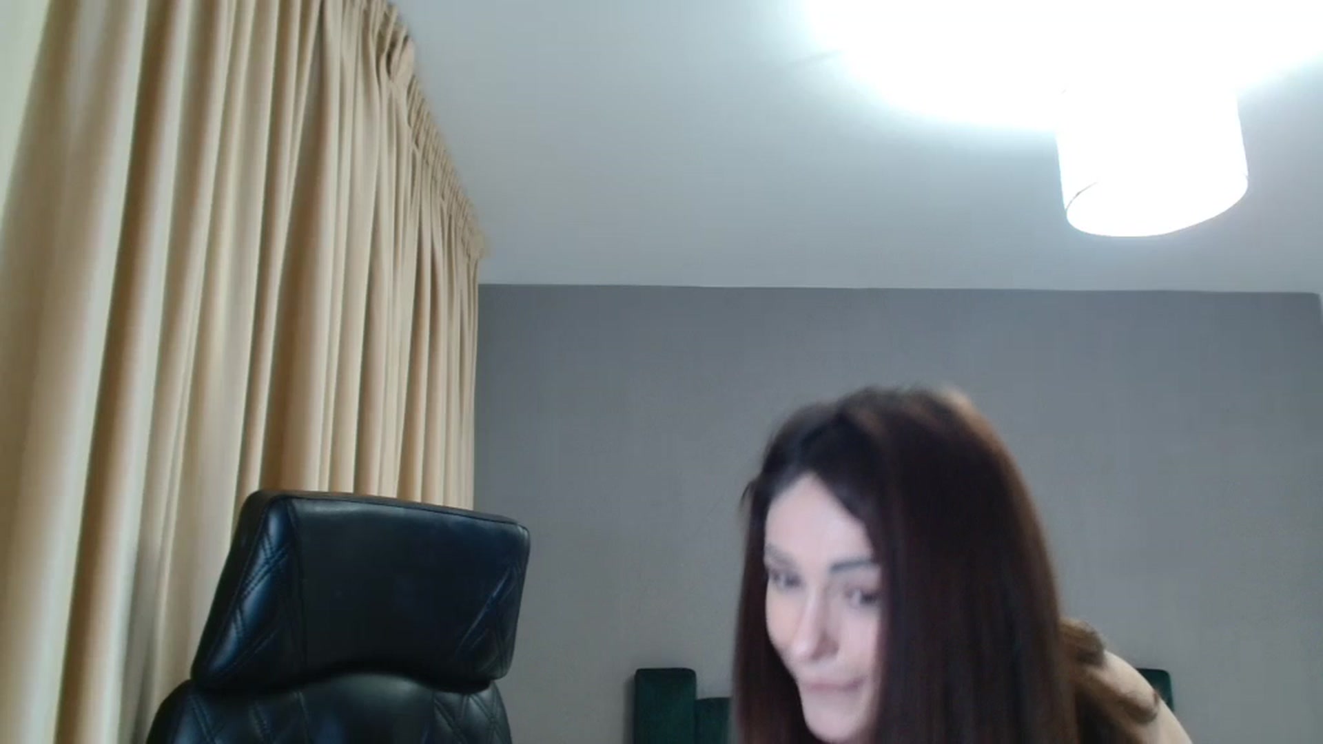Gallery image thumbnail from DorisDolll's myfreecams stream on, 01/03/2024, 11:24 image 17 of 20