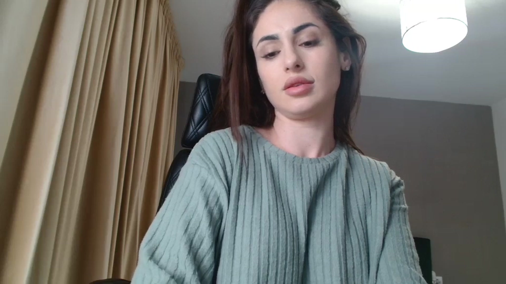 Gallery image thumbnail from DorisDolll's myfreecams stream on, 01/13/2024, 12:13 image 9 of 20