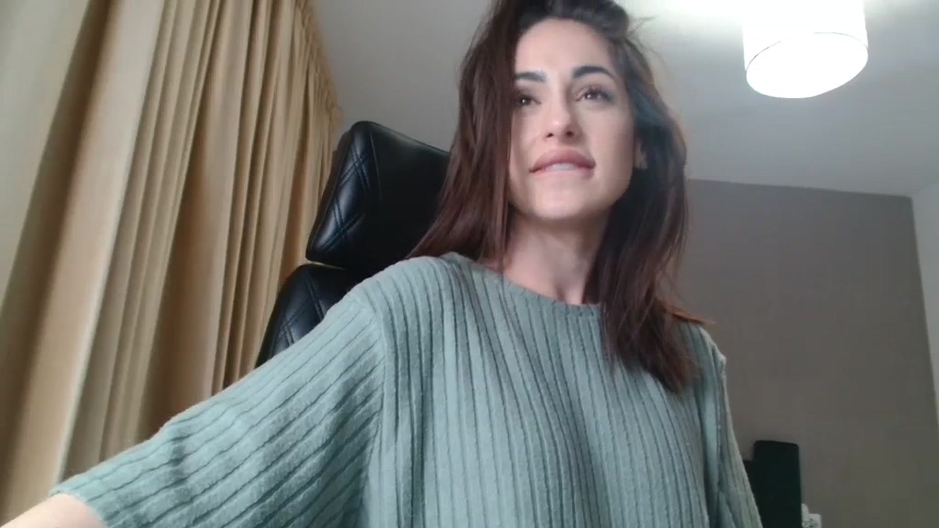 Gallery image thumbnail from DorisDolll's myfreecams stream on, 01/13/2024, 12:13 image 11 of 20