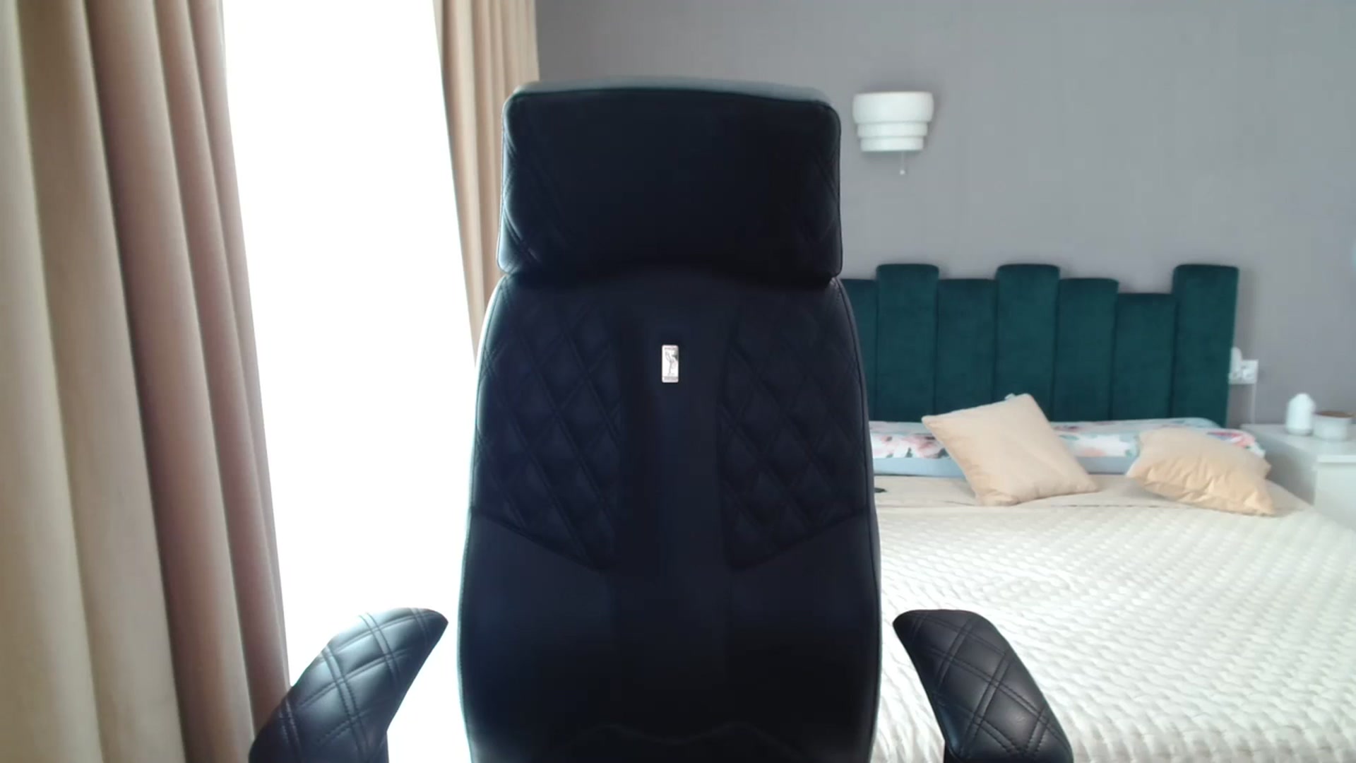 Gallery image thumbnail from DorisDolll's myfreecams stream on, 02/26/2024, 08:03 image 10 of 20