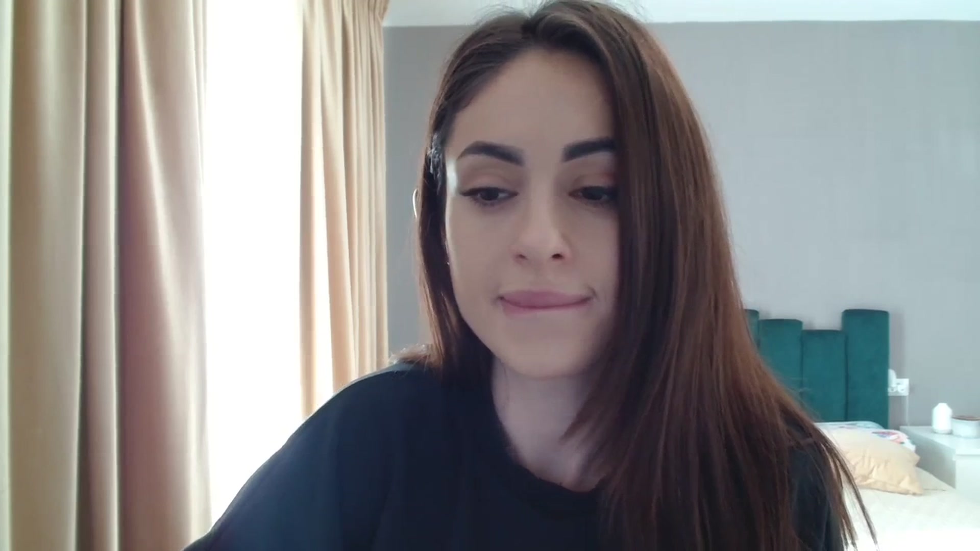 Gallery image thumbnail from DorisDolll's myfreecams stream on, 02/26/2024, 08:44 image 19 of 20