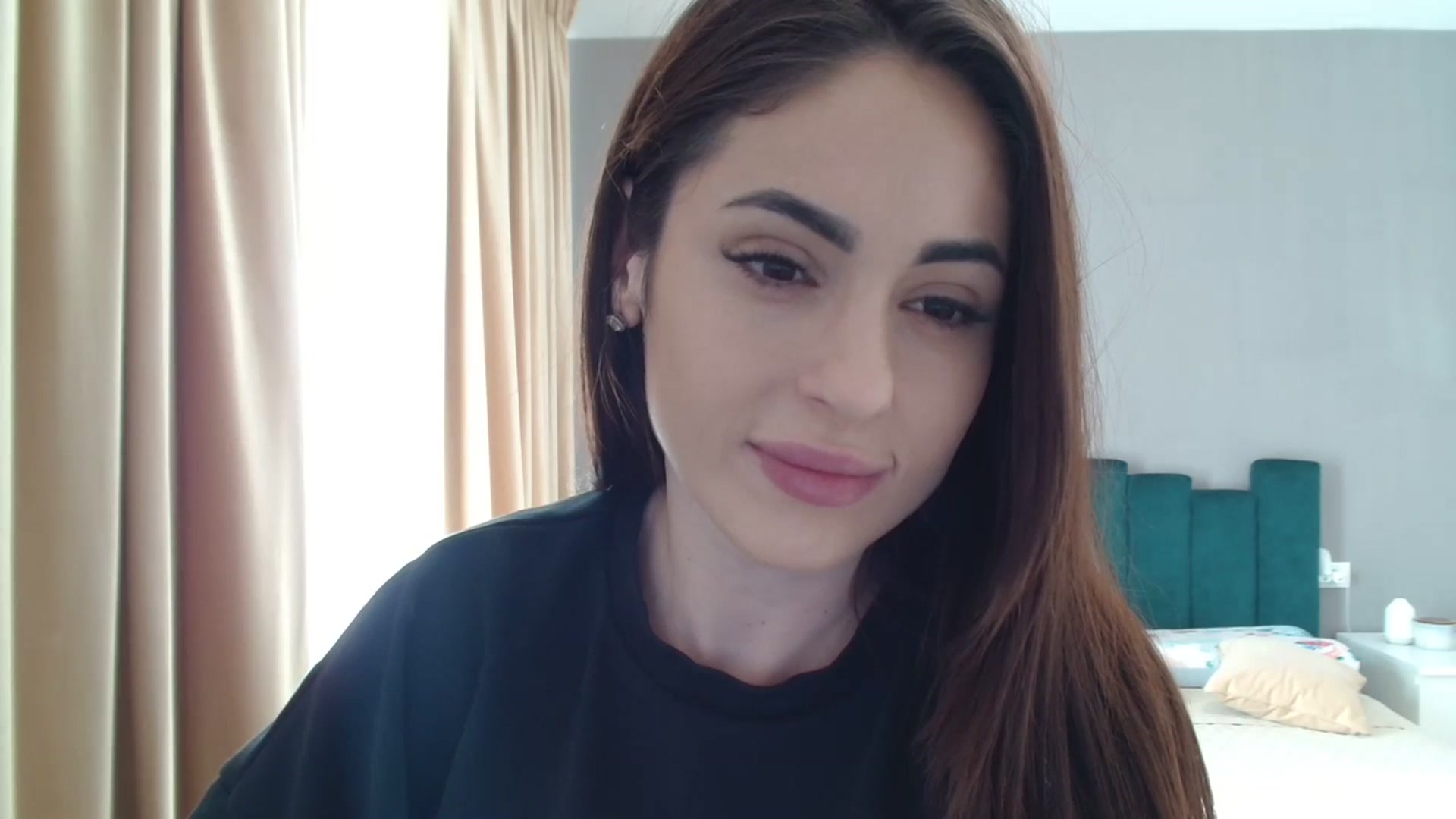 Gallery image thumbnail from DorisDolll's myfreecams stream on, 02/26/2024, 08:44 image 15 of 20