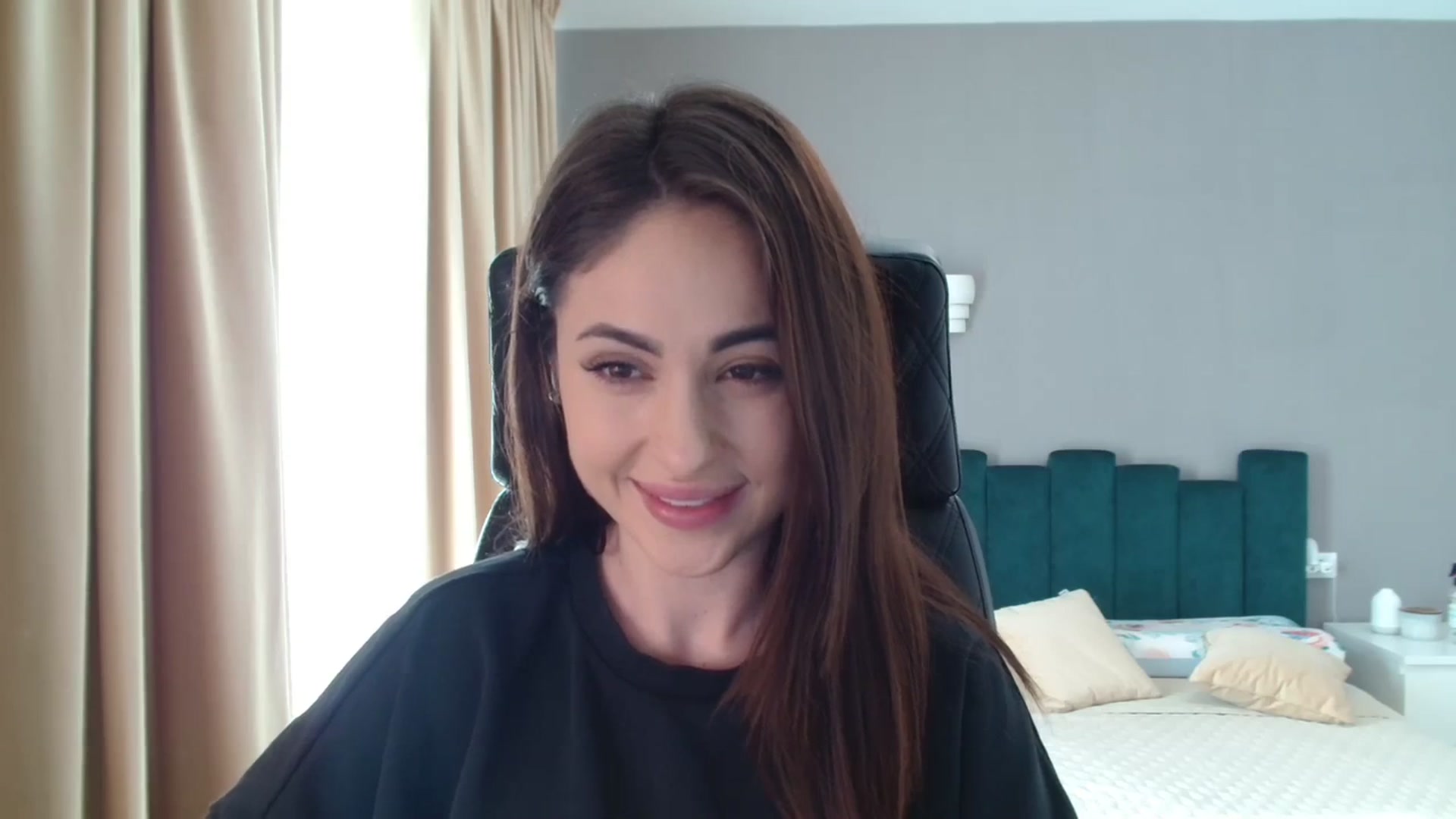 Gallery image thumbnail from DorisDolll's myfreecams stream on, 02/26/2024, 09:07 image 12 of 20