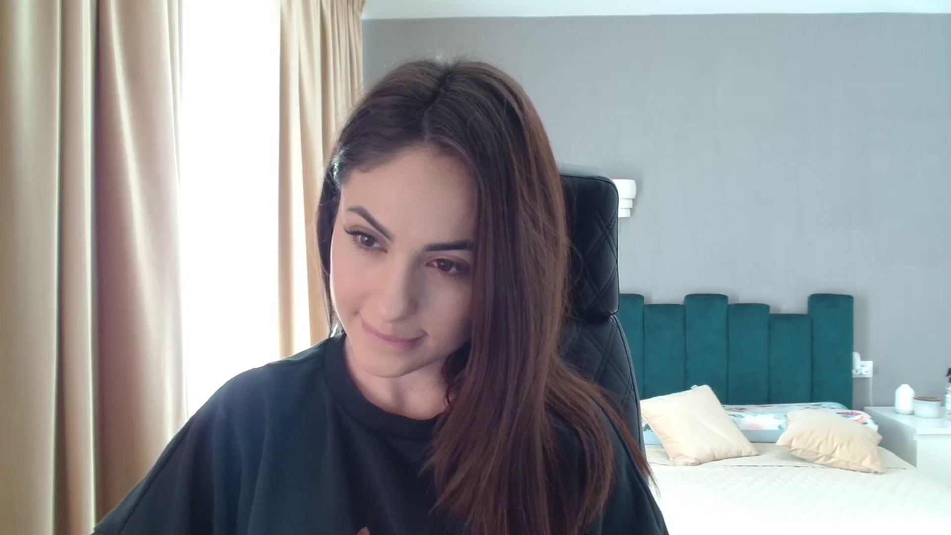 Gallery image thumbnail from DorisDolll's myfreecams stream on, 02/26/2024, 09:07 image 2 of 20