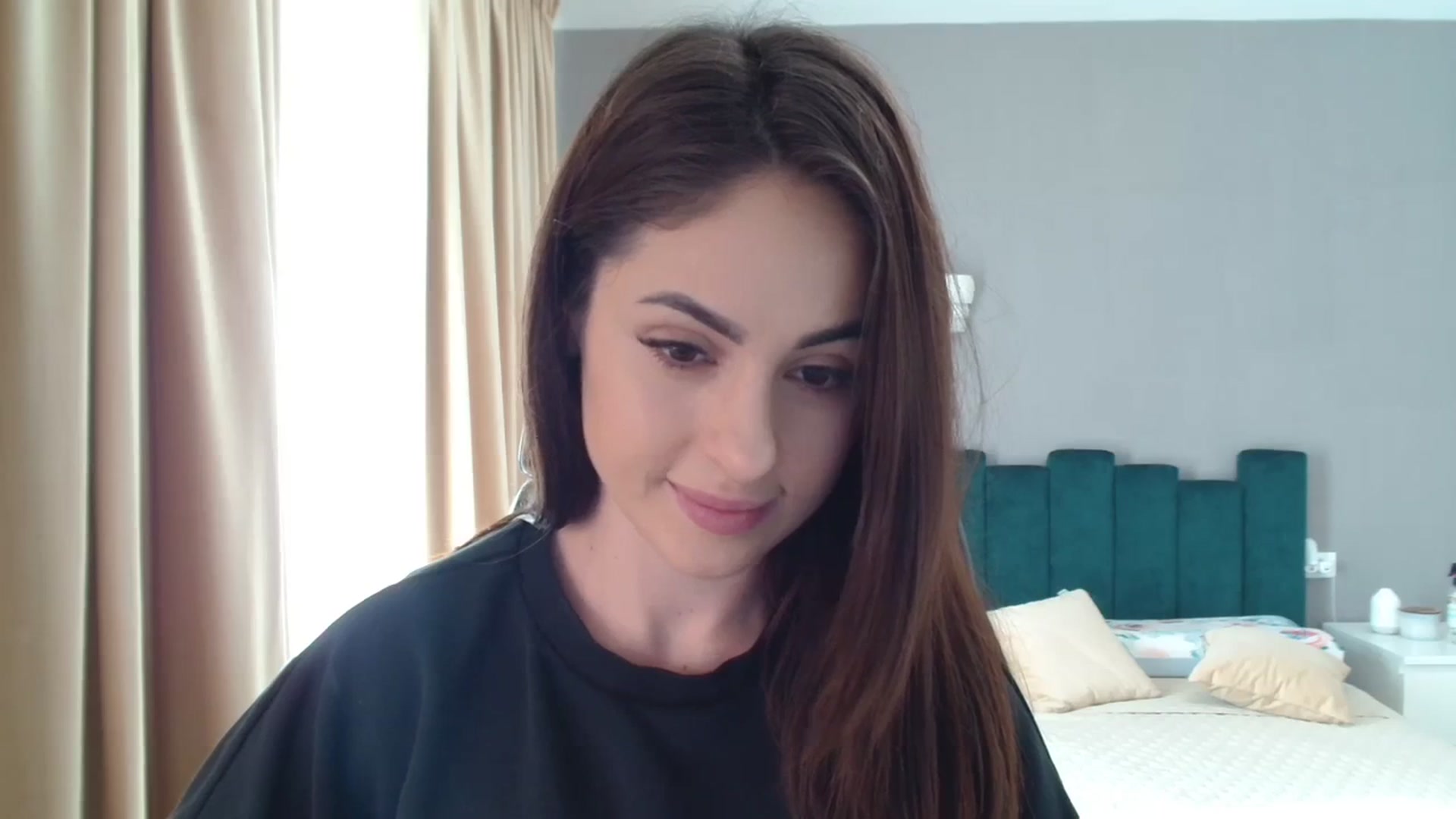 Gallery image thumbnail from DorisDolll's myfreecams stream on, 02/26/2024, 09:07 image 4 of 20