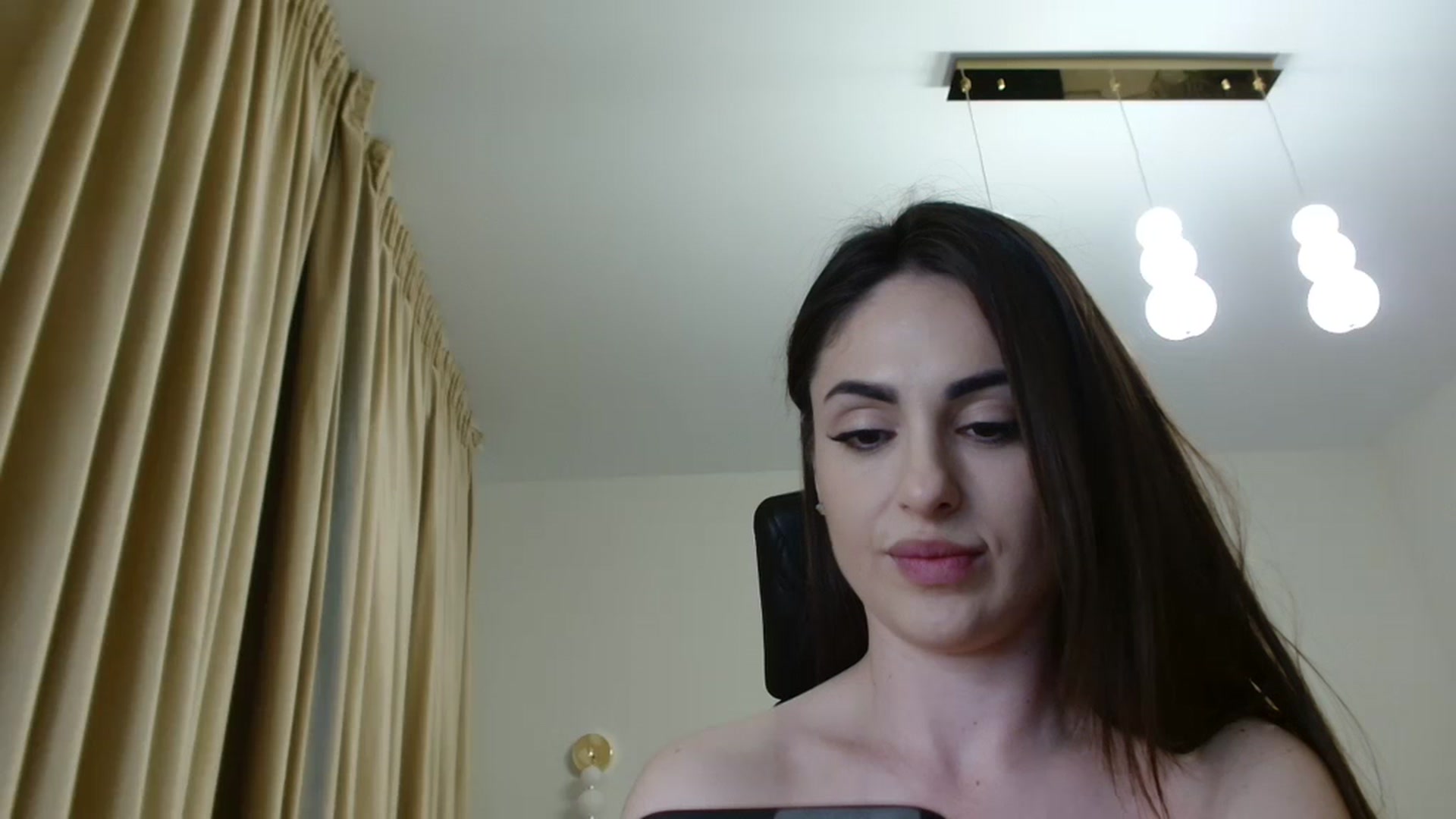Gallery image thumbnail from DorisDolll's myfreecams stream on, 03/13/2024, 09:35 image 15 of 20