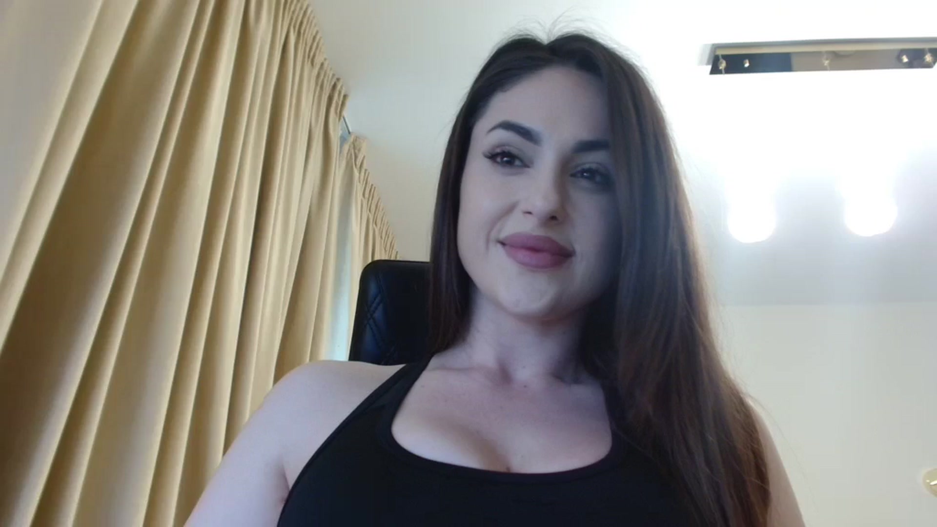 Gallery image thumbnail from DorisDolll's myfreecams stream on, 03/28/2024, 09:02 image 15 of 20