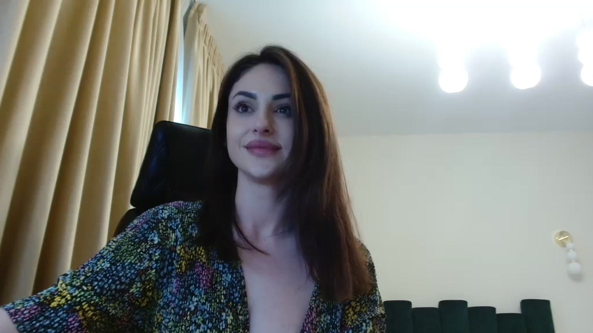 Gallery image thumbnail from DorisDolll's myfreecams stream on, 04/04/2024, 09:30 image 14 of 20