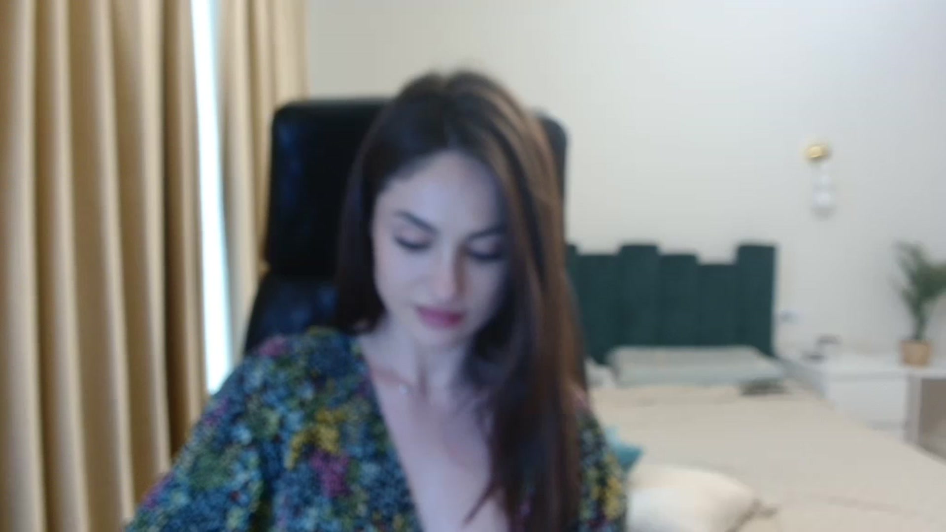 Gallery image thumbnail from DorisDolll's myfreecams stream on, 04/04/2024, 09:30 image 5 of 20