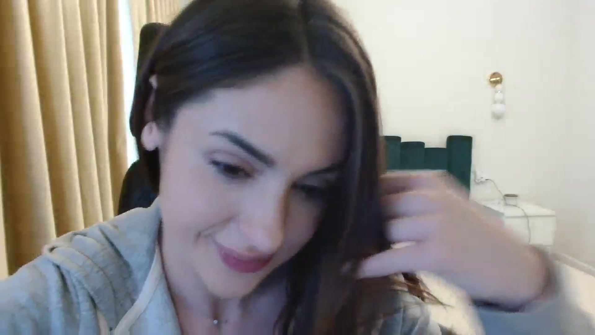 Gallery image thumbnail from DorisDolll's myfreecams stream on, 04/25/2024, 14:17 image 9 of 20