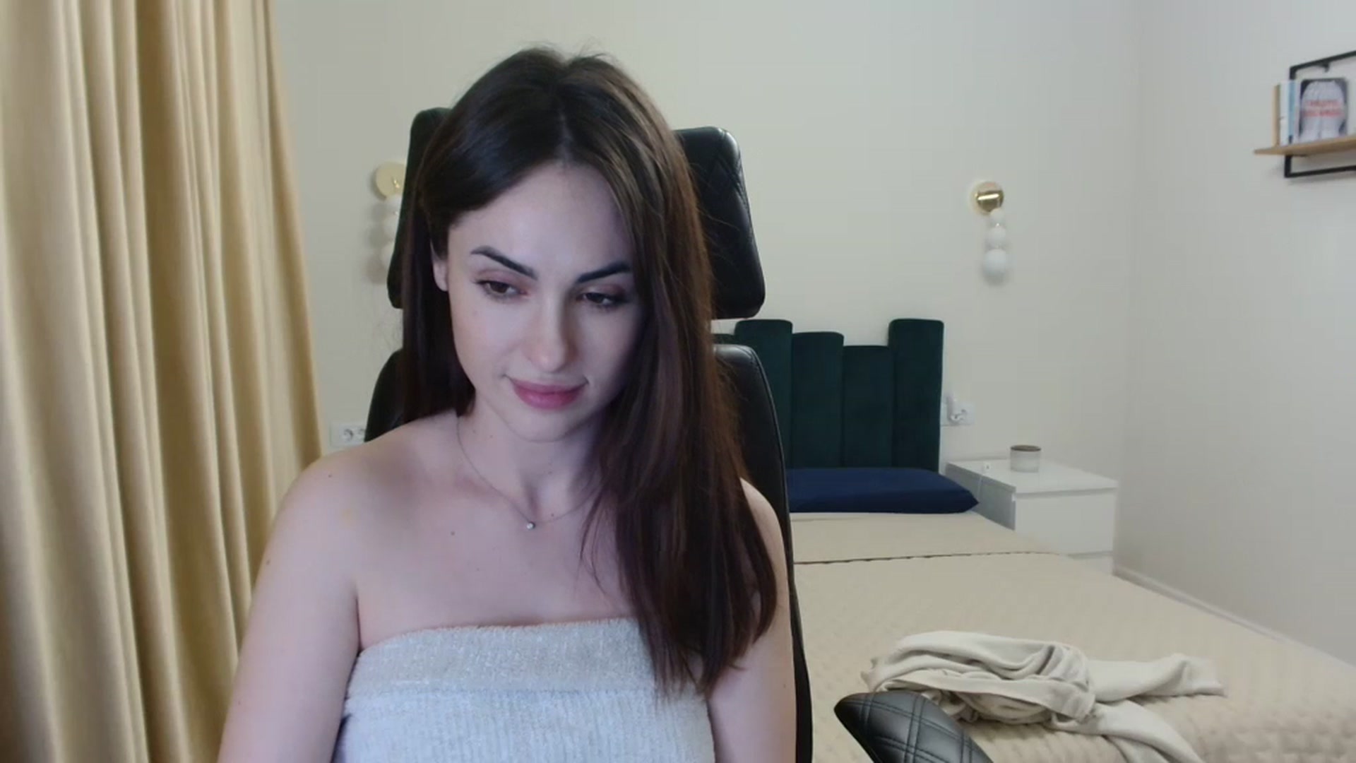 Gallery image thumbnail from DorisDolll's myfreecams stream on, 04/26/2024, 09:07 image 20 of 20